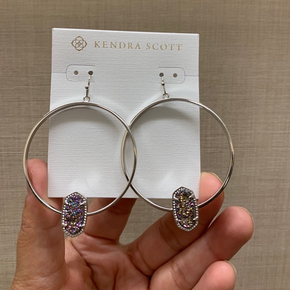 Kendra Scott Elora Hoop Drop Earrings - Picture 2 of 9